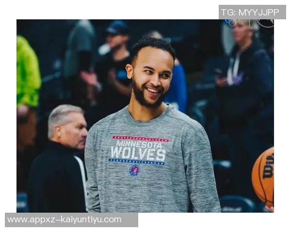 华子康利兰德尔缺席季前赛戈贝尔迪文迪林厄姆领衔首发对阵掘金 华子康利兰德尔缺席季前赛戈贝尔迪文迪林厄姆领衔首发对阵掘金