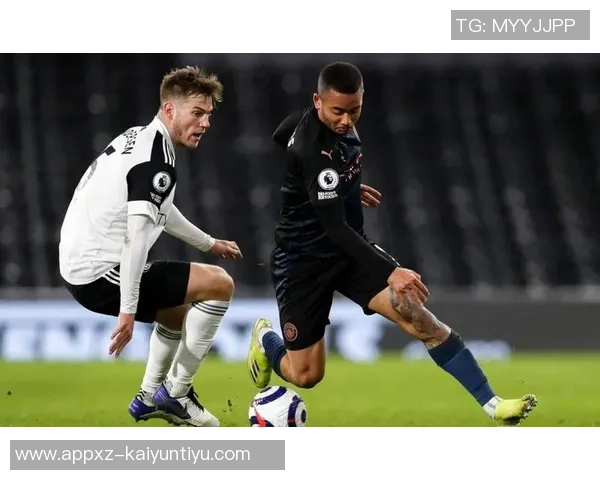 多特蒙德计划租借曼城22岁右边锋鲍勃水晶宫富勒姆同样表达兴趣