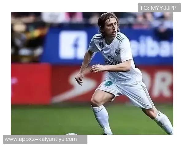 帕努奇盛赞莫德里奇球商超凡在意甲如同轻松踢球般自在